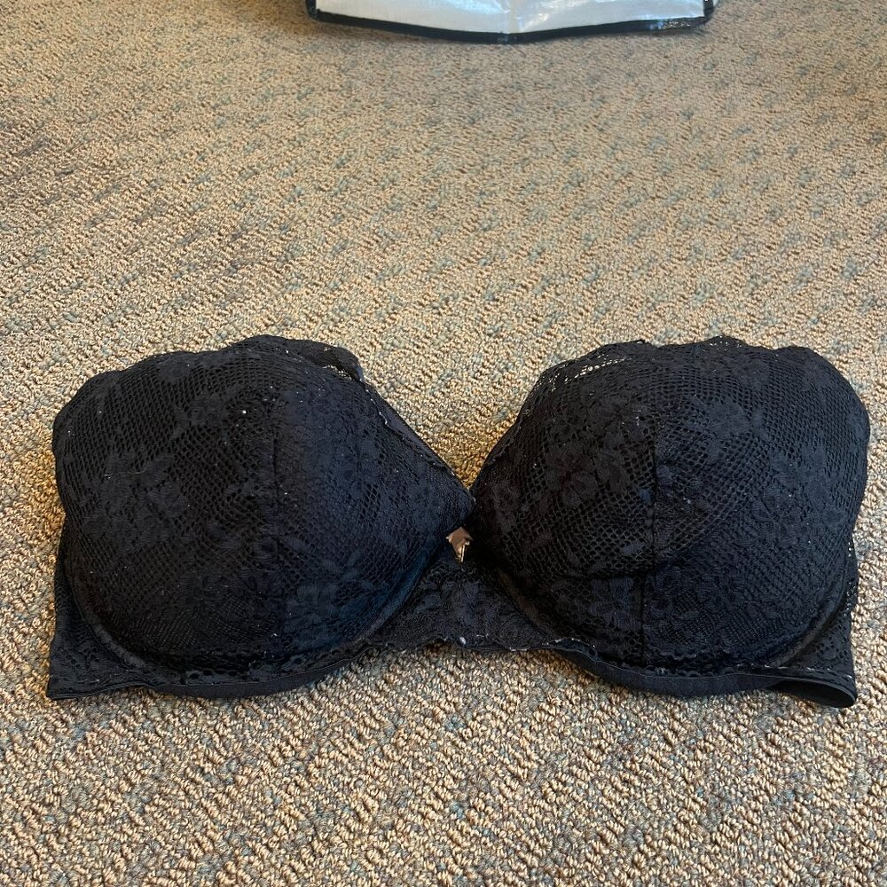 Black Bra - Picture 4 of 4
